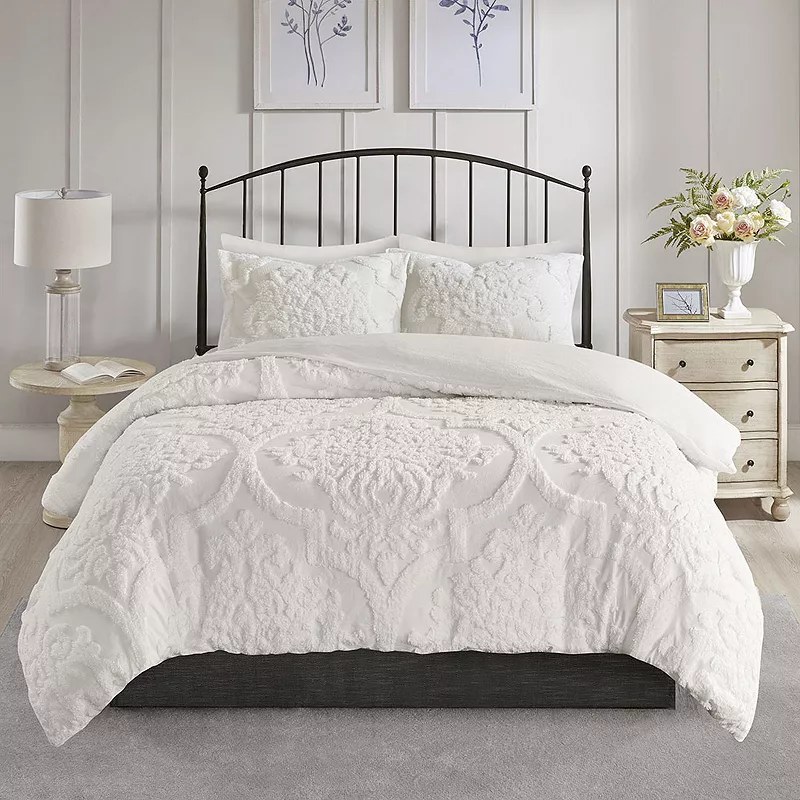 Madison Park Viola Full/Queen 3 Piece Tufted Cotton Chenille Damask Duvet Cover