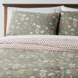 2pc Twin/Twin Extra Long Boho Reversible Printed Comforter & Sham Set Green Flor