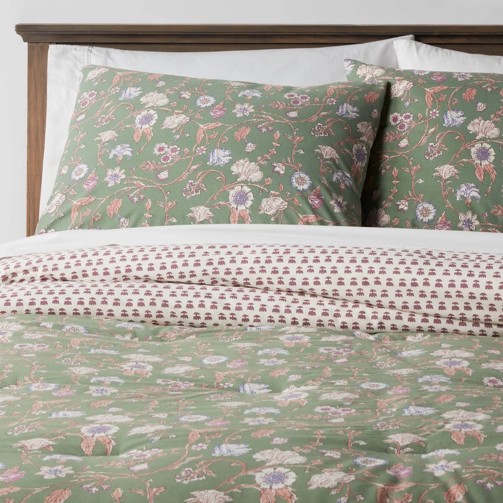 2pc Twin/Twin Extra Long Boho Reversible Printed Comforter & Sham Set Green Flor