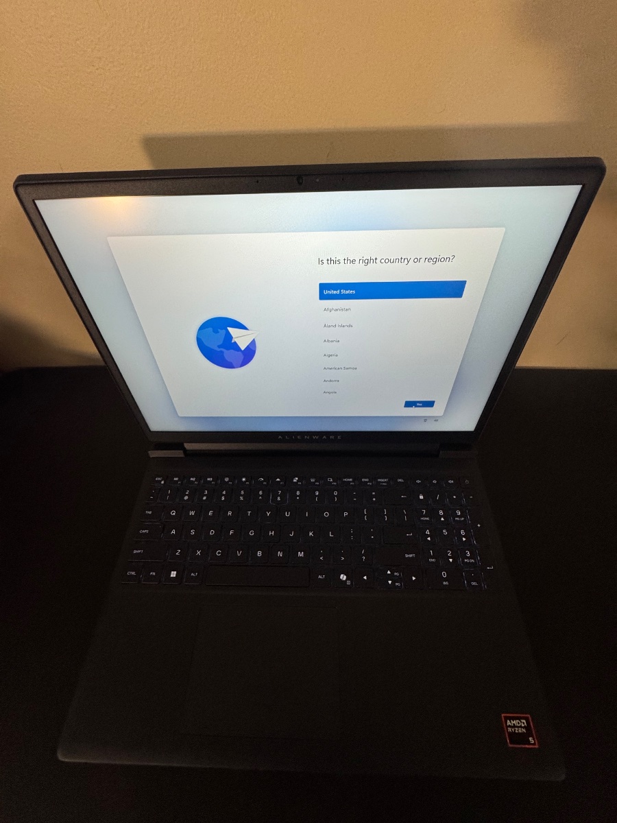 Alienware 15.3" WUXGA 165Hz Gaming AMD Ryzen 5 220 RTX 4050 GDDR6 16GB 512GB SSD - Image 15