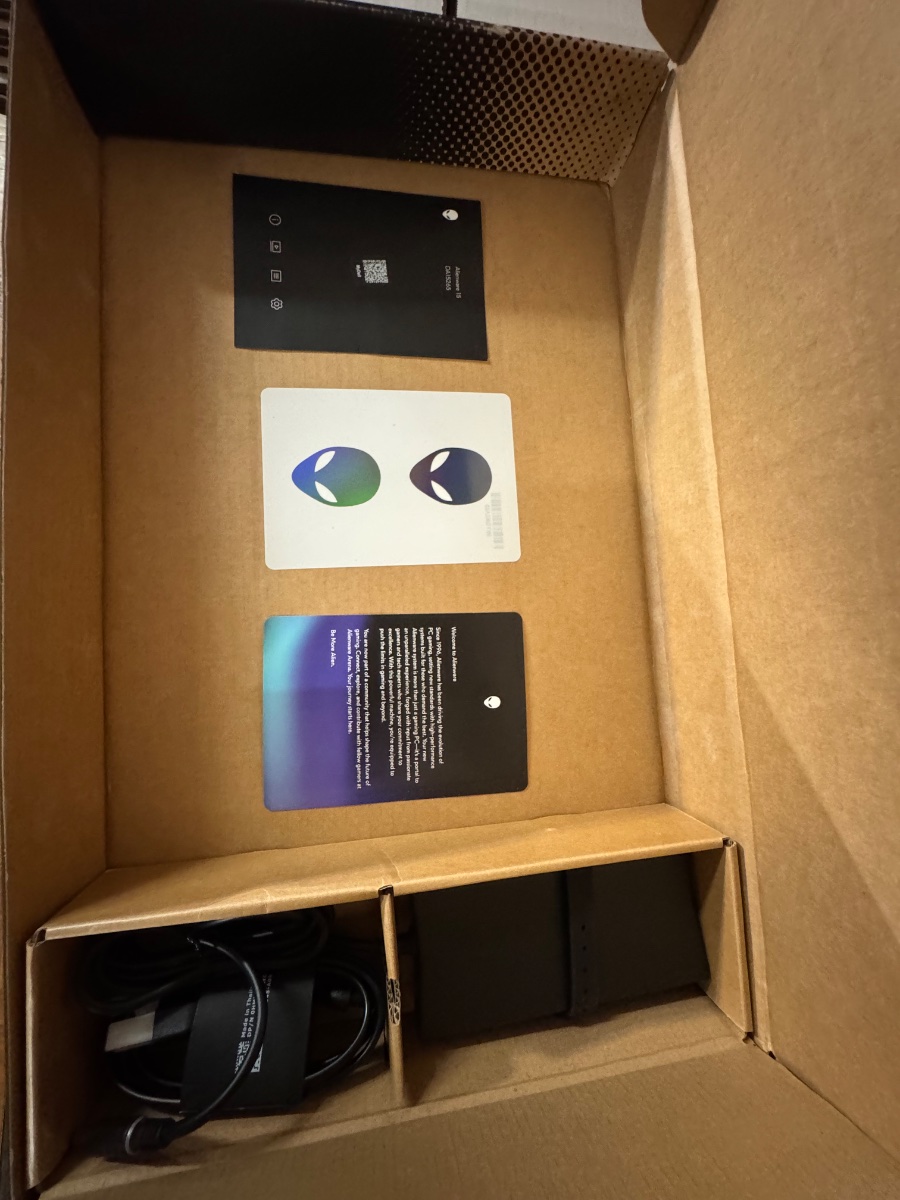 Alienware 15.3" WUXGA 165Hz Gaming AMD Ryzen 5 220 RTX 4050 GDDR6 16GB 512GB SSD - Image 22