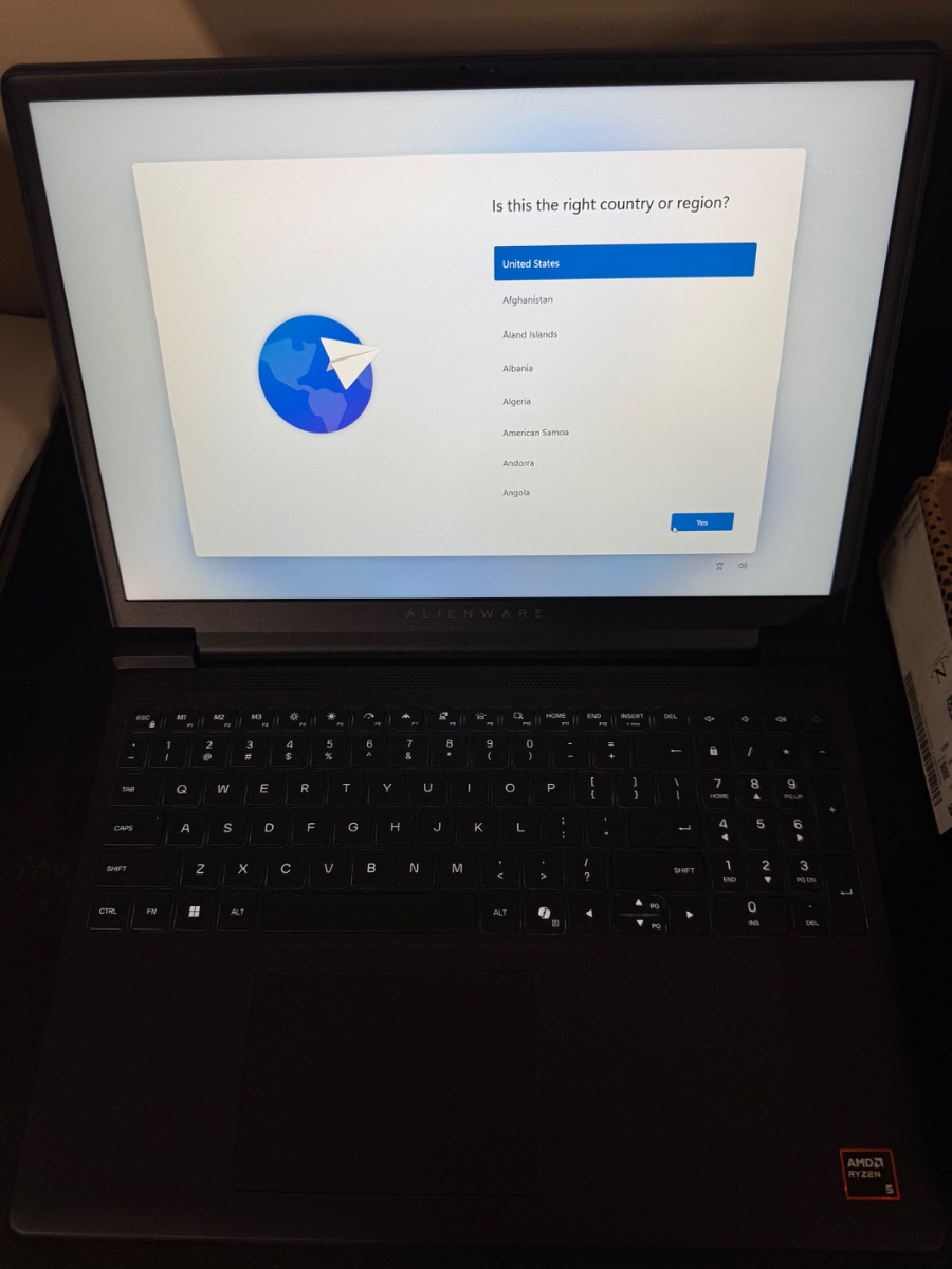 Alienware 15.3" WUXGA 165Hz Gaming AMD Ryzen 5 220 RTX 4050 GDDR6 16GB 512GB SSD - Image 22
