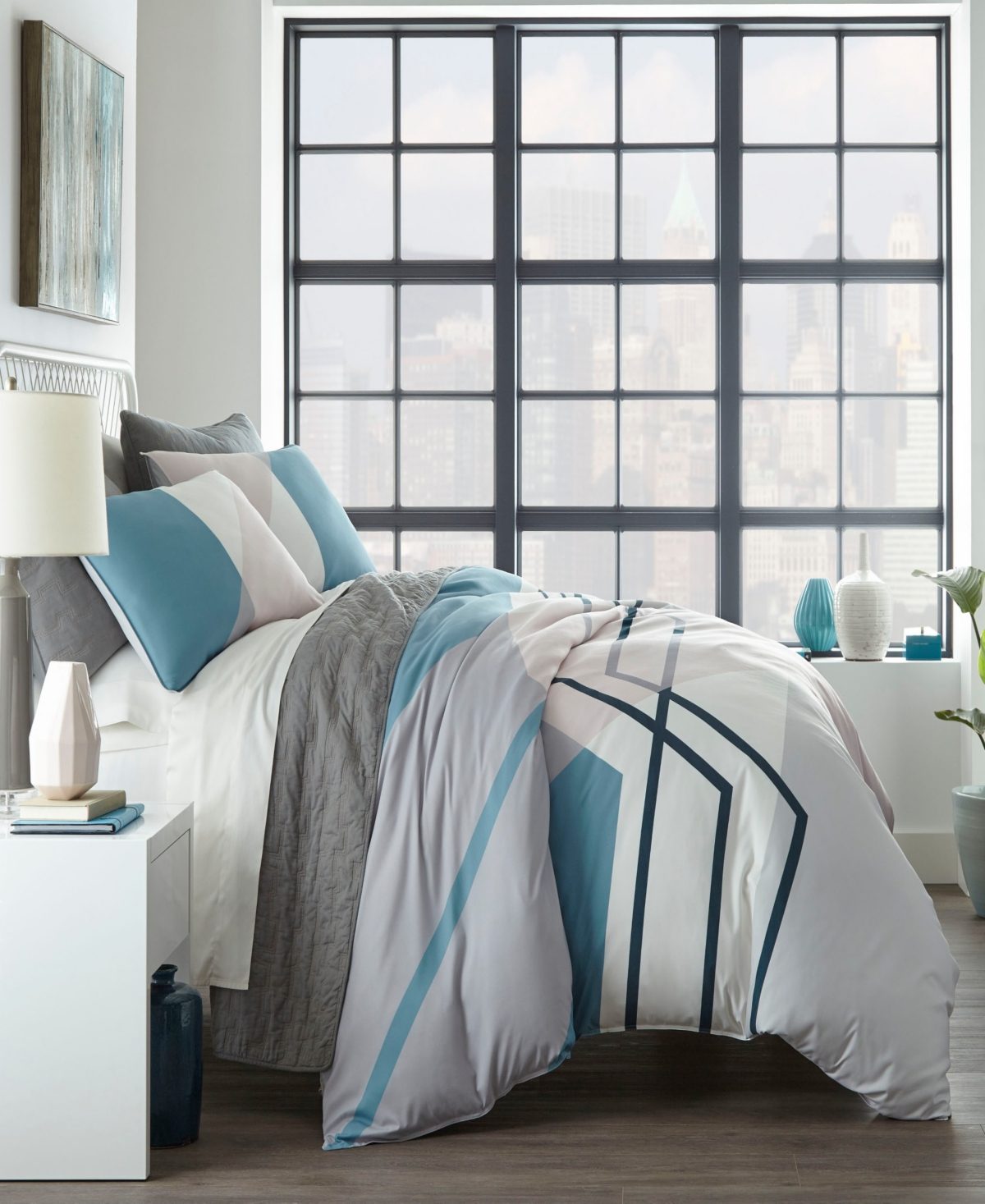 City Scene King Thornton Duvet Cover Set Blue: Microfiber, Reversible, Geometric Pattern, Zipper Closure
