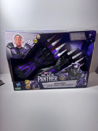 Marvel Studios Black Panther Legacy Collection Wakanda Light-Up Battle FX Claws