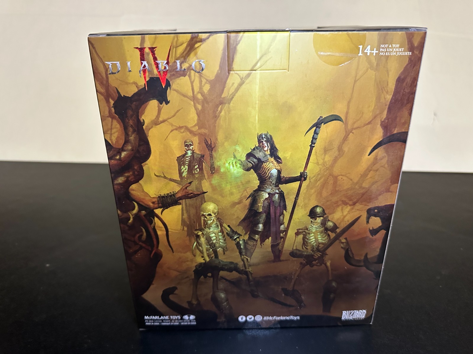 McFarlane Toys - Diablo IV Upheaval Barbarian Rare 1:12 Scale Posed Figure READ - Image 4