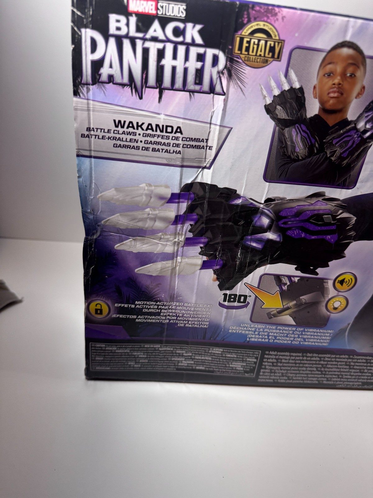 Marvel Studios Black Panther Legacy Collection Wakanda Light-Up Battle FX Claws - Image 3