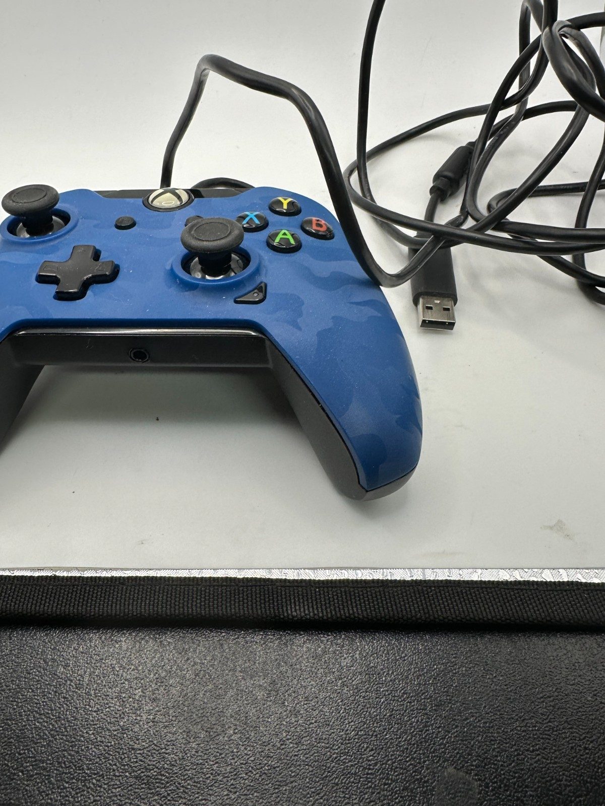 PDP Wired Controller for Xbox One & Windows. Stealth Series Revenant Blue Camo - Image 2